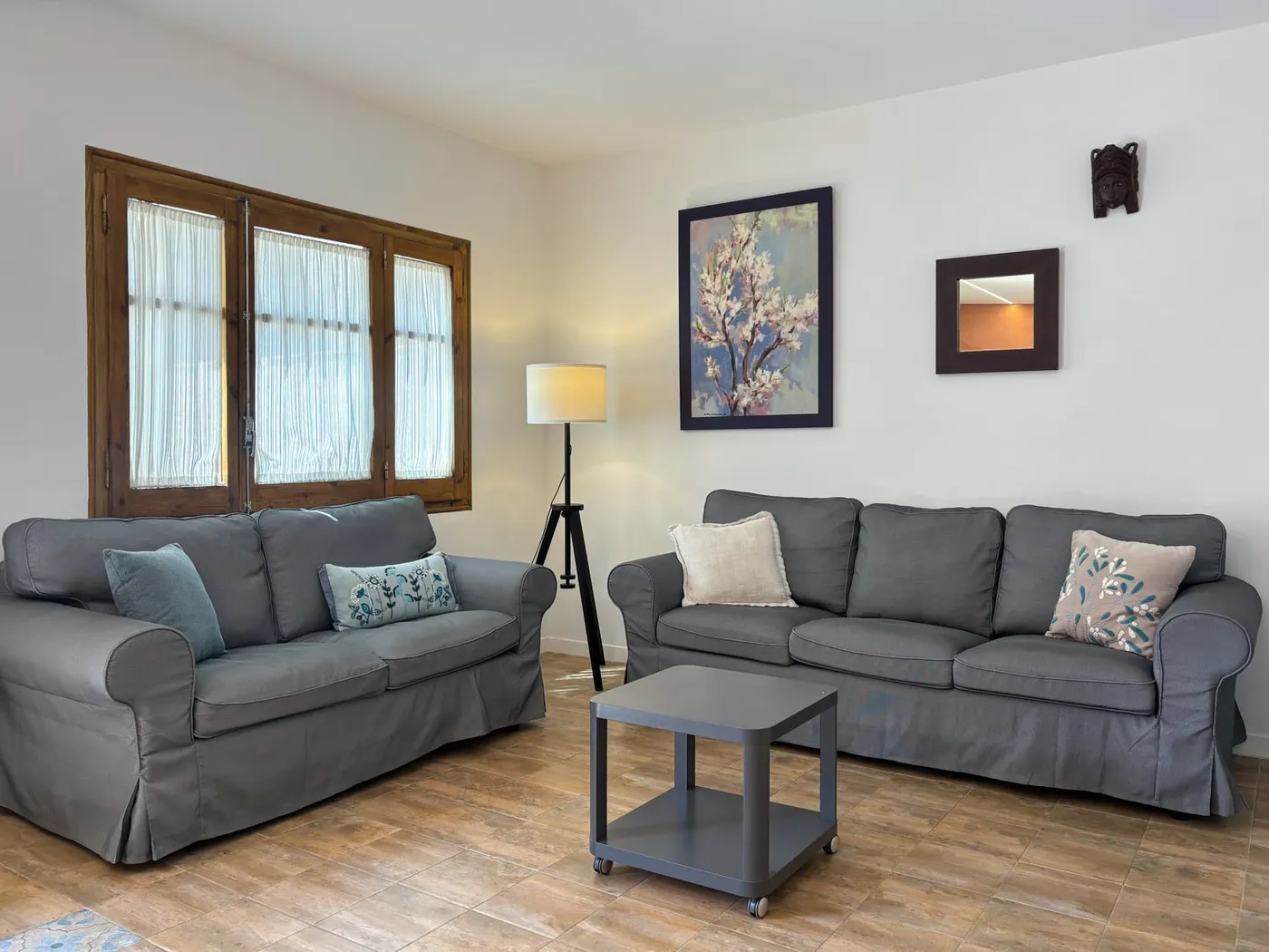 Garatge privat i zones comunes – Ca La Fustereta, allotjament vacacional Figueres